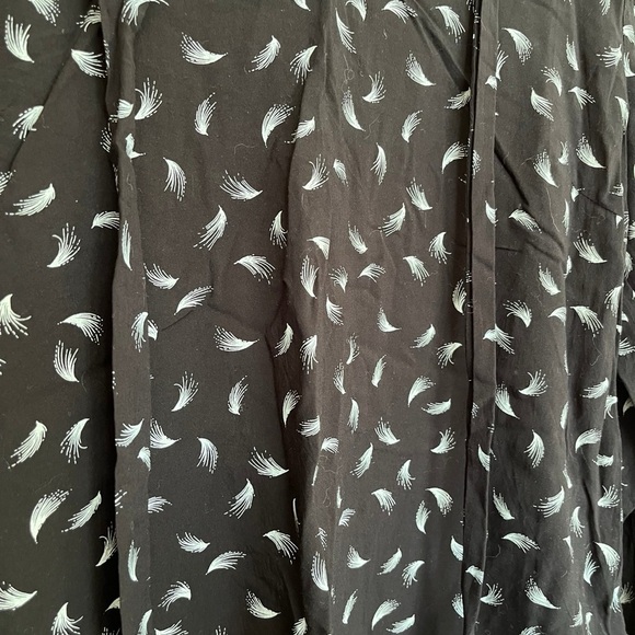 Sandwich Black Feather Print Women's blouse with bow neck size 38 (6US) - Picture 2 of 5